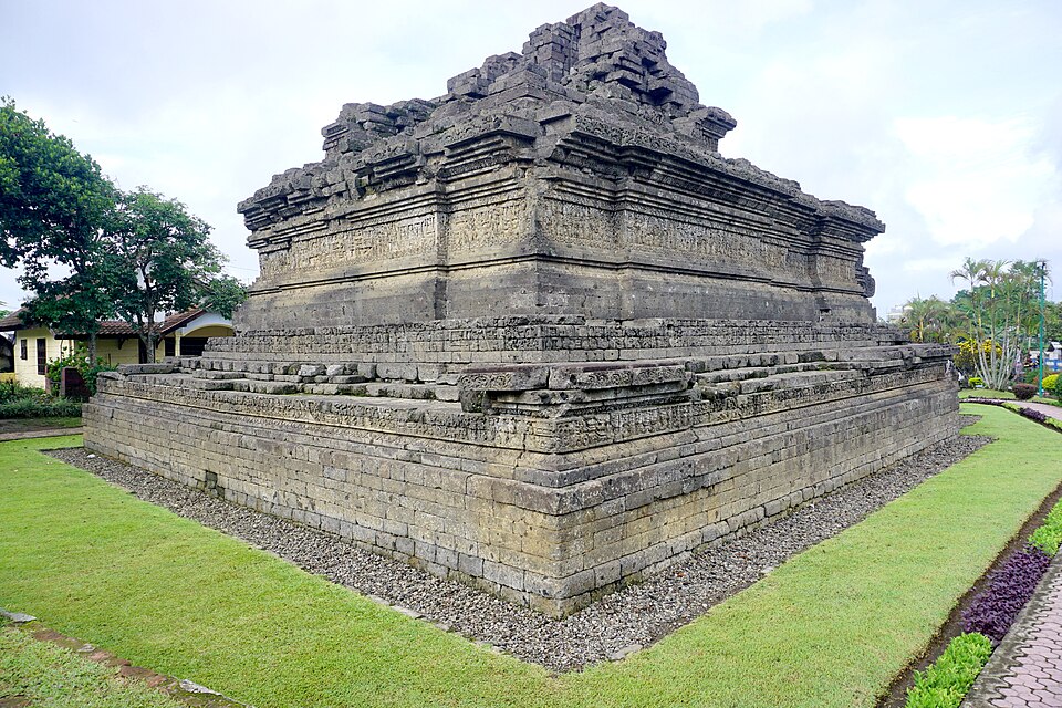 Foto 3 — Candi Jago