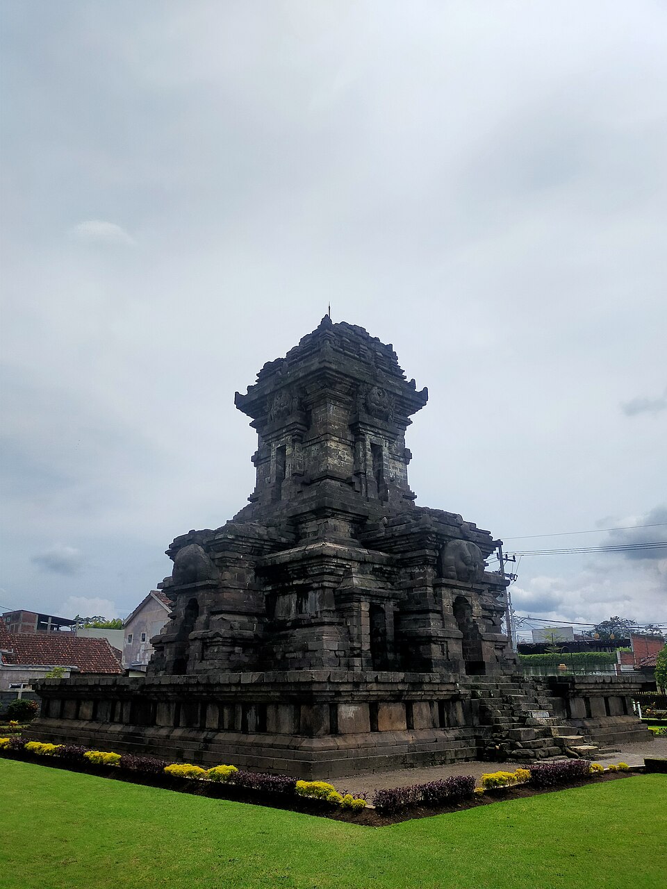 Foto 4 — Candi Singosari