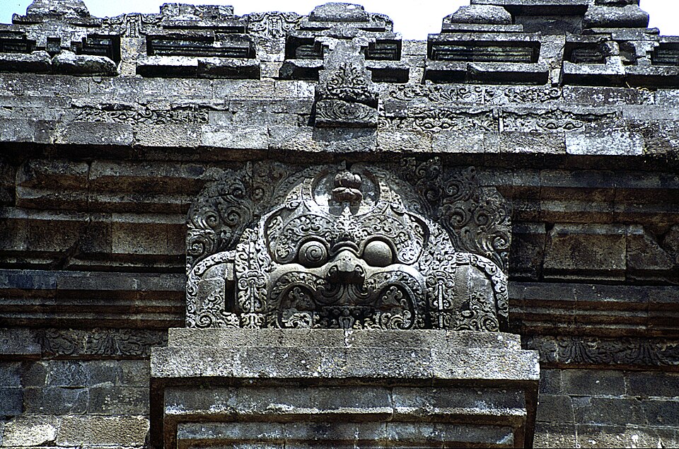 Foto 6 — Candi Singosari