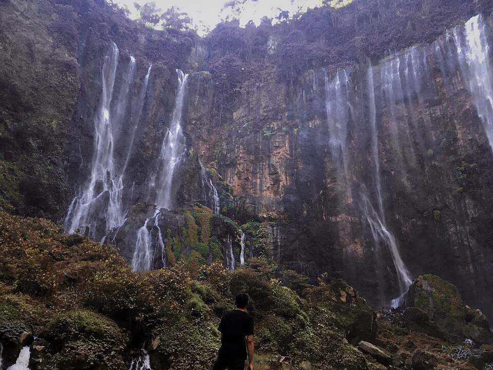 Foto 1 — Coban Sewu (Tumpak Sewu) Sisi Malang