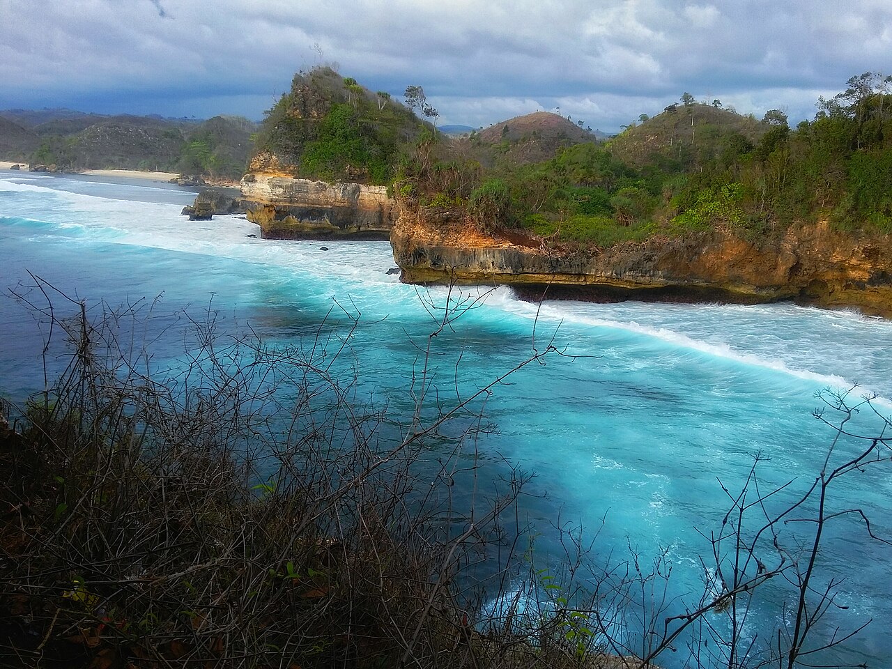 Pantai Batu Bengkung