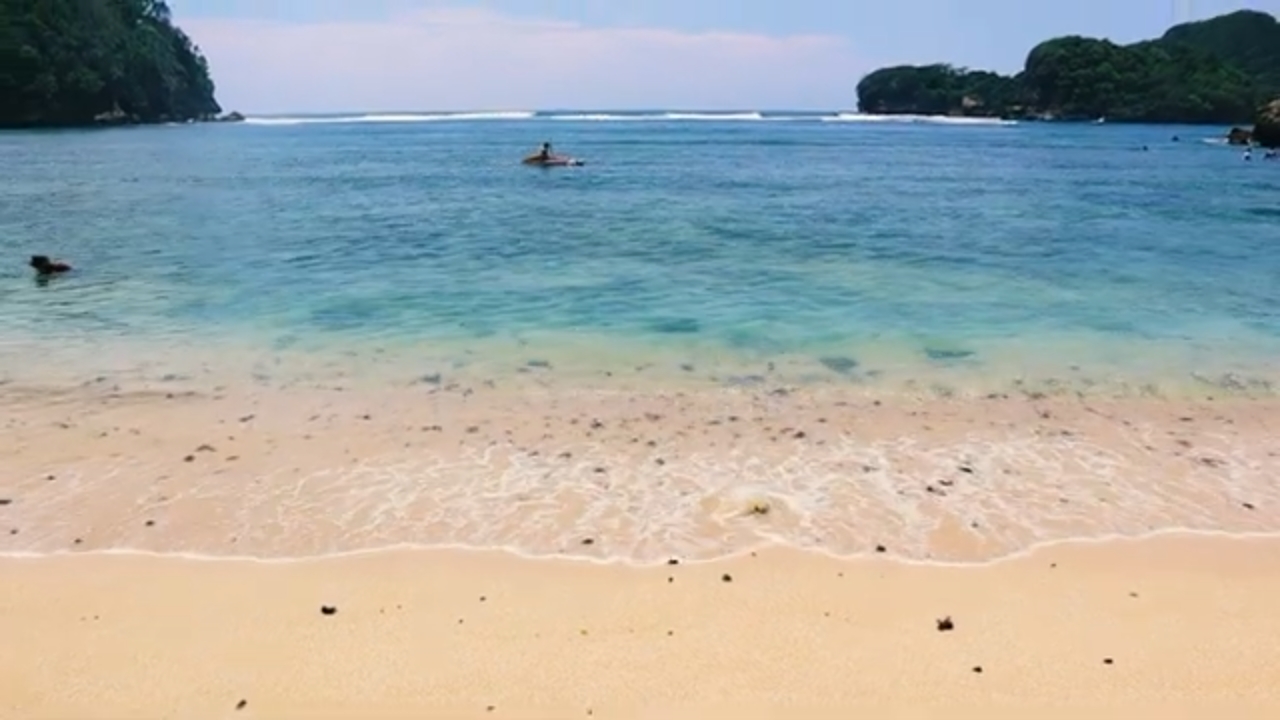 Pantai Gatra