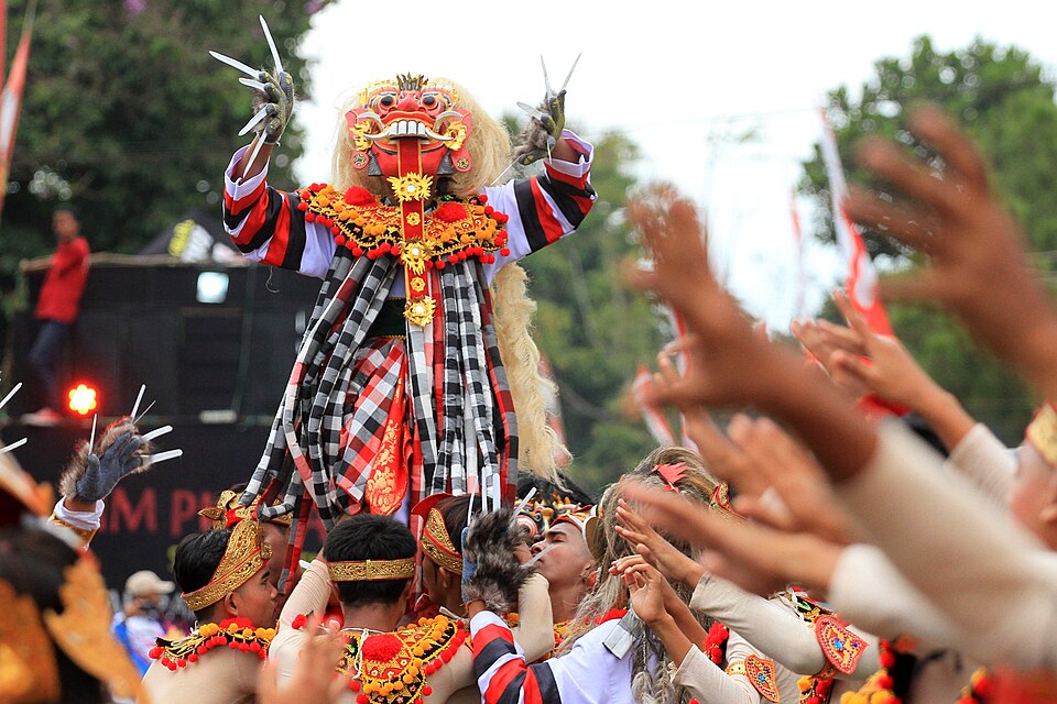 Foto 1 — Tradisi Bersih Desa Jatiguwi